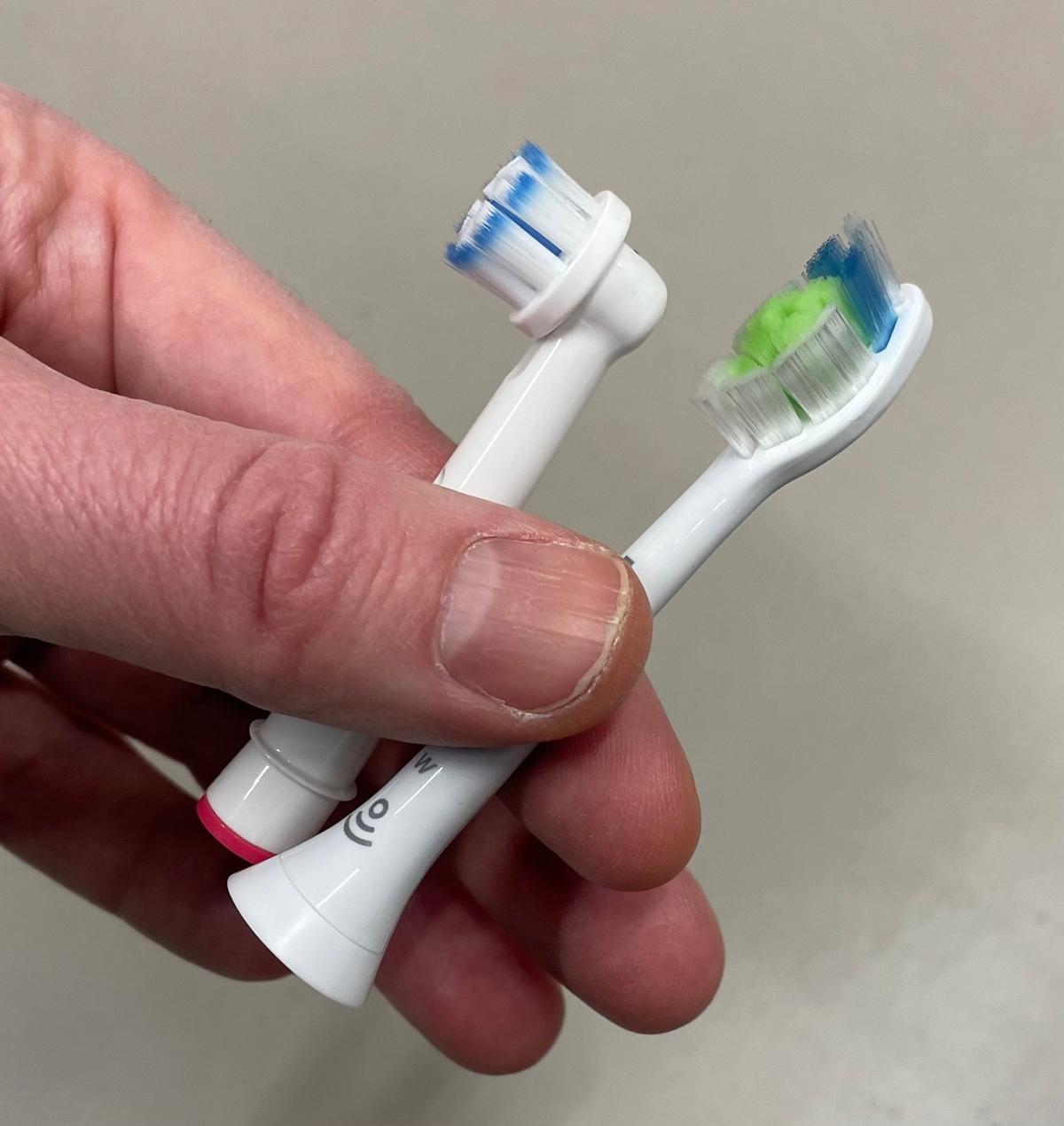 Borsthuvud från Oral-B och Philips Sonicare